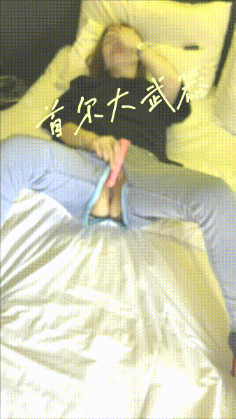 【短片x20】頂級白虎嫩妹純慾女孩[Peachpie]在車上被狠狠操著